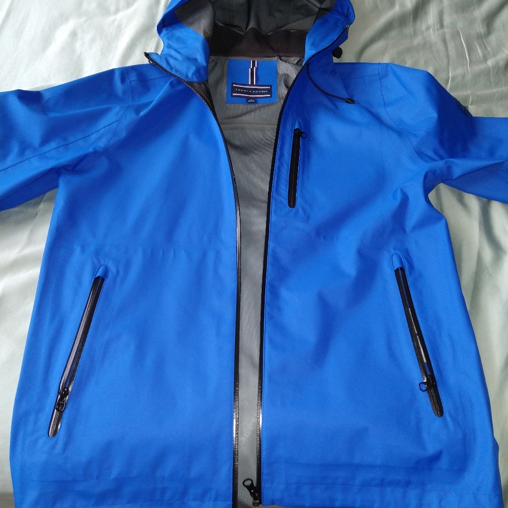 Tommy Hilfiger Rain Jacket Men Size  Medium